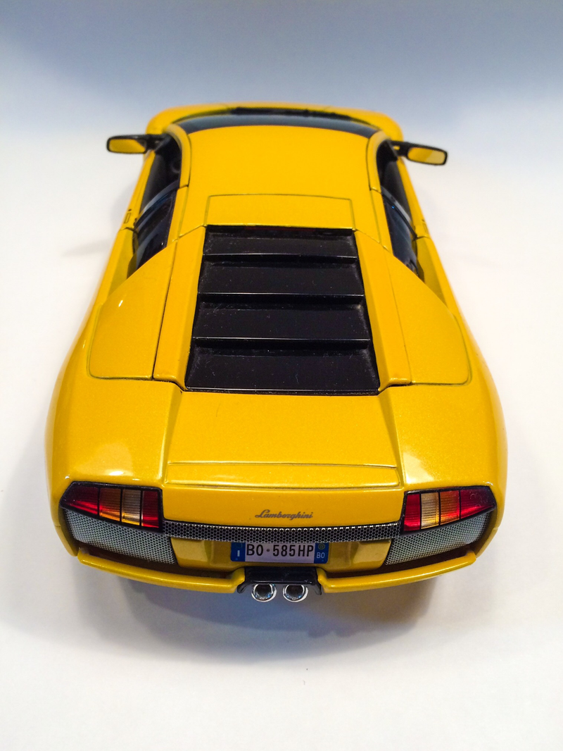 Illustration for article titled Lamborghini Murcielago: a 1:18 Diecast Review